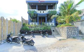 Hostel Bukit Sangcure Nusa Penida Exterior photo