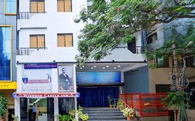 Hotel Windsor Castle Inn Brigade Rd Bangalore Exterior photo