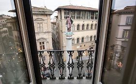 Bed and Breakfast Tornabuoni View Florenz Exterior photo