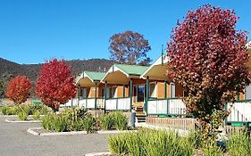 Canberra Carotel Motel Exterior photo