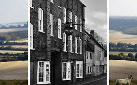 George&Dragon Hotel High Wycombe Exterior photo