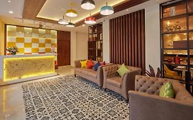 Regenta Inn Indiranagar By Royal Orchid Hotels Bangalore Exterior photo