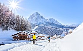 Hotel Jägerheim 3S Wolkenstein in Gröden Exterior photo