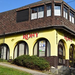 Hotel Penzion Rony Radejov Exterior photo