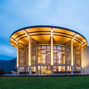 Hotel Banyan Tree Jiuzhaigou Exterior photo