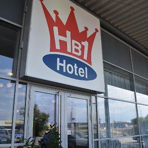 HB1 Budget Hotel - contactless check in Wiener Neudorf Exterior photo