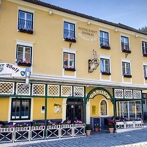 Bed and Breakfast Garni Weisser Wolf - Bed&Breakfast Friesach  Exterior photo