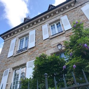 Bed and Breakfast Le 14 St Michel Josselin Exterior photo