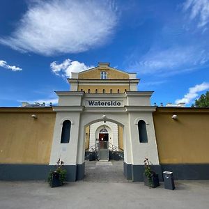 Hotel Waterside Mariestad Exterior photo