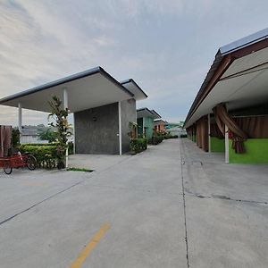 Jid Jras Resort Rongramii0chm Chonburi Exterior photo