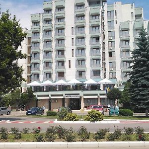 Hotel Sarmis Deva Exterior photo