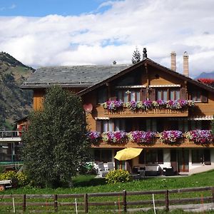 Ferienwohnung Chalet Petunia Grächen Exterior photo