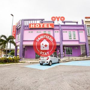 OYO 89677 Sunflower Hotel Seremban Exterior photo