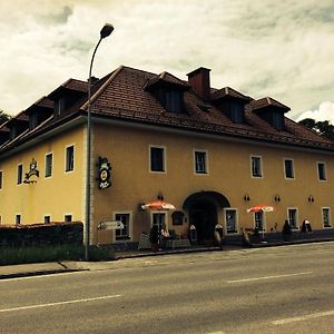 Hotel Gasthof Schlosswirt Klagenfurt am Wörthersee Exterior photo