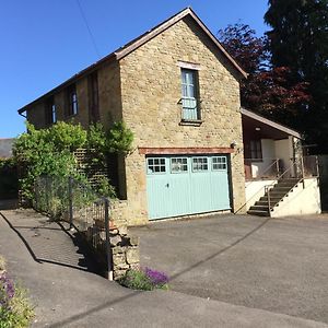 Bed and Breakfast Parkfield Chepstow Exterior photo