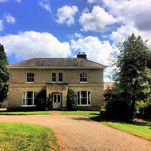 Bed and Breakfast Walltree House Brackley  Exterior photo