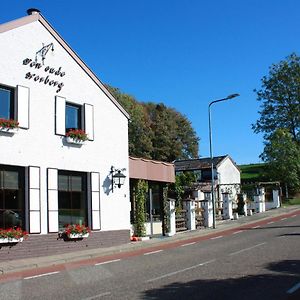 Bed and Breakfast Den Oude Herberg Hulsberg Exterior photo