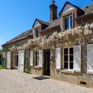 Bed and Breakfast Clos Des Ormes Jargeau Exterior photo