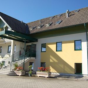 Hotel Gasthaus Pension Zum lustigen Steirer Bruck an der Mur Exterior photo