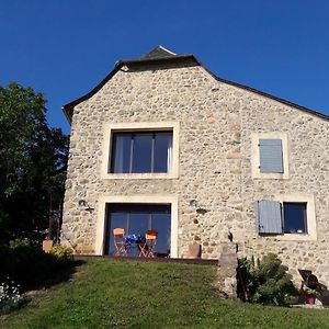 Bed and Breakfast La Croisee Des Arts La Bastide-l'Eveque Exterior photo