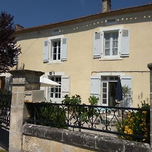 Ferienwohnung Le Cerisier Et Le Petit Cerisier L'Etang des Faures Exterior photo