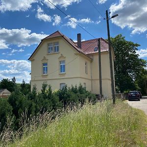 Ferienwohnung FeWo Droyßig - idyllische Schlichtheit Exterior photo