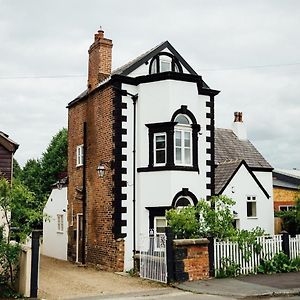 Ferienwohnung Langs Hall Leyland Exterior photo