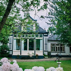 Bed and Breakfast Pastorie Tijdverblijf Zuidhorn Exterior photo