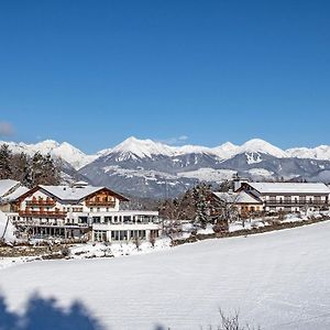 Hotel Torgglerhof Brixen Exterior photo