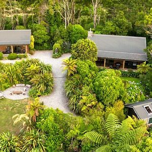 Villa Paparoa Beach Hideaway With Hot Tub Barrytown Exterior photo