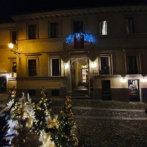 Bed and Breakfast Dimora Del Podesta CastellʼArquato Exterior photo