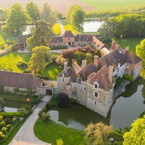 Bed and Breakfast Chateau Du Blanc Buisson Saint-Pierre-du-Mesnil Exterior photo