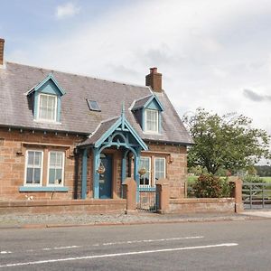 Villa Stapleton Toll Annan Exterior photo