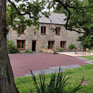 Villa Ar Merglet - Grande Longere Authentique En Broceliande Maxent Exterior photo