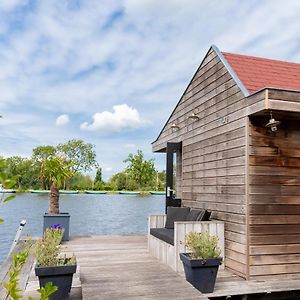 Hotel Aangenaam Op De Rijn, Woonboot, Inclusief Prive Sauna Alphen aan den Rijn Exterior photo