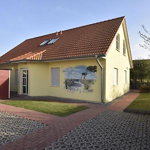 Villa Holiday Flat In Boiensdorf With Terrace Exterior photo