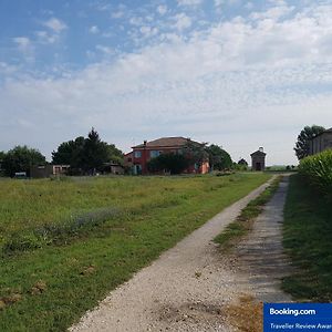 Bed and Breakfast Al Vecchio Rustico Voghenza Exterior photo