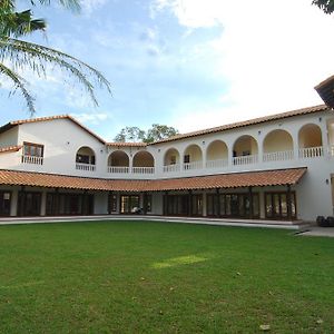 Bed and Breakfast Casa Titik Kuantan Exterior photo