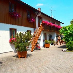 Hotel Pension zum Krug Hergolding Exterior photo