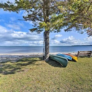 Ferienwohnung Lovely Lake Huron Getaway Beach Access And Kayaks! Evergreen Shores Exterior photo