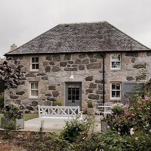 The Lodges @ Barra Castle Inverurie Exterior photo