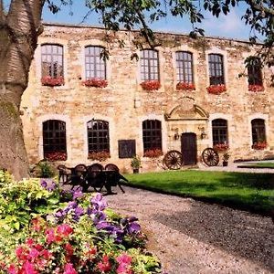 Hotel Chateau De Latour Exterior photo