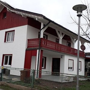 Hotel Gästehaus Grenzenlos Aholfing Exterior photo