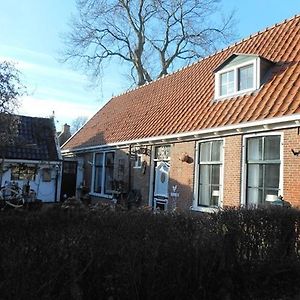 B&B In Karakteristieke Woning, Lytse Loane 5 Ee Ee Exterior photo