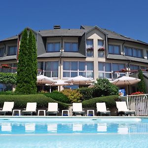 Villa Bastide Du Cantal Salers Exterior photo