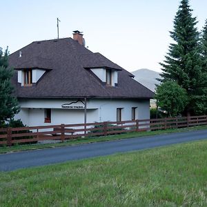 Hotel Penzion Na Vyhlídce Frýdlant nad Ostravicí Exterior photo