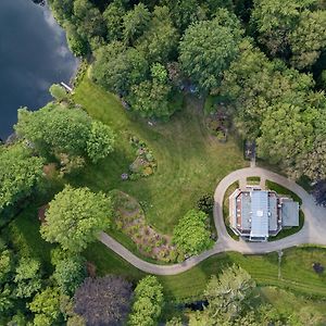 Bed and Breakfast Landgoed Huize Boschoord Sint Nicolaasga Exterior photo