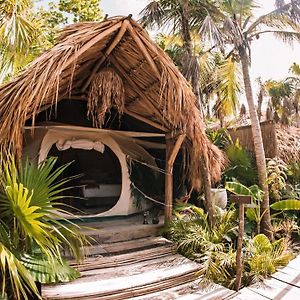 Hotel Uman Glamping & Cenote Tulum Exterior photo