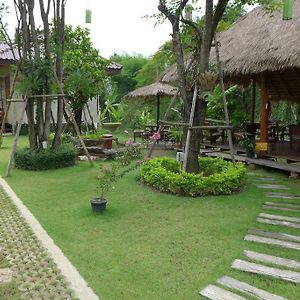 Natura Maerim Resort Chiang Mai Exterior photo