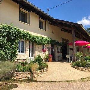 Bed and Breakfast La Ferme du Bonheur Arbigny Exterior photo